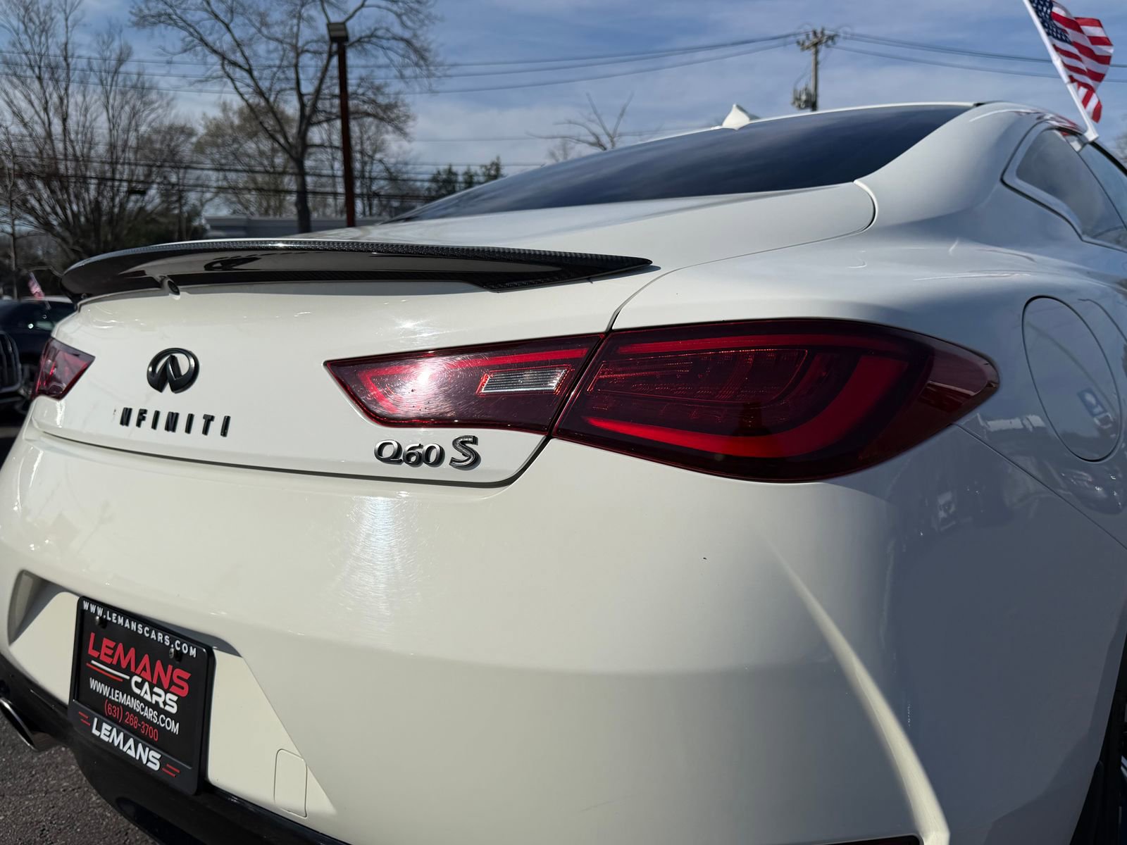 Used 2018 INFINITI Q60 3.0t Luxe w/ Sensory Package 3.0T Luxe RWD image 9