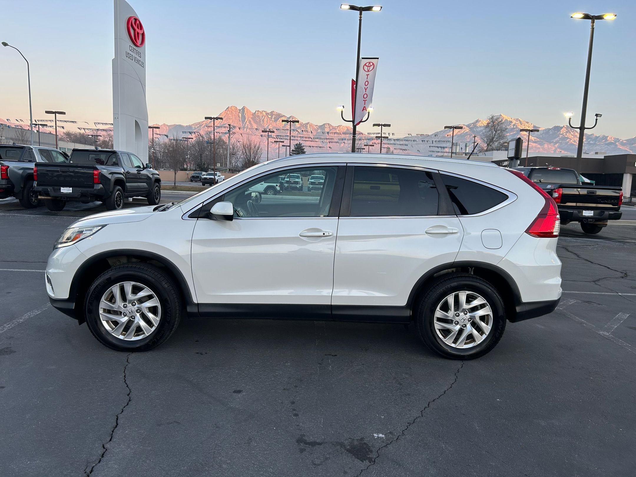 Used 2015 Honda CR-V EX-L image 2