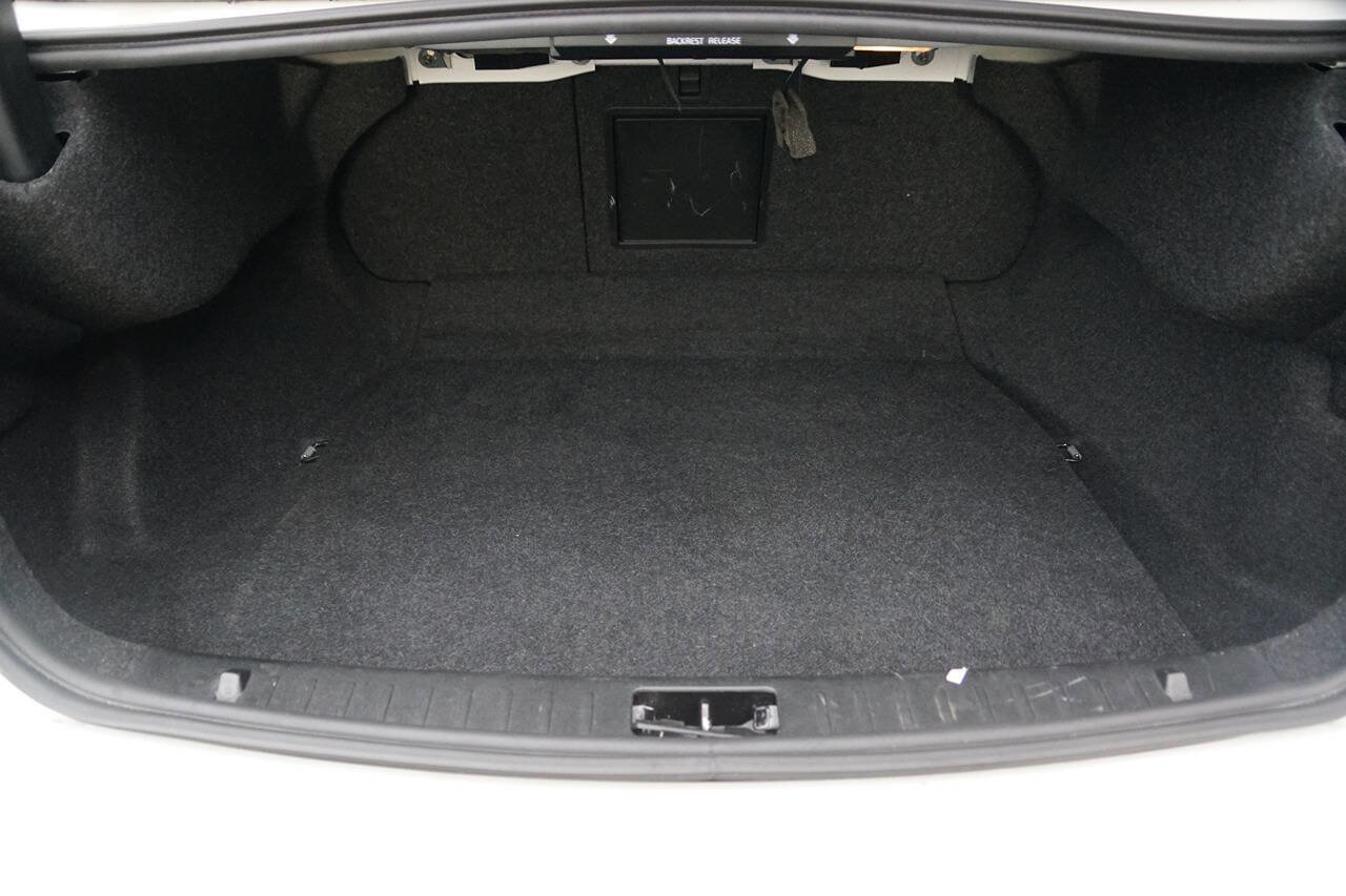 Used 2012 Volvo S60 T5 image 24