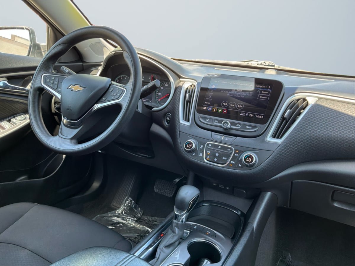 Used 2024 Chevrolet Malibu LT FWD image 14