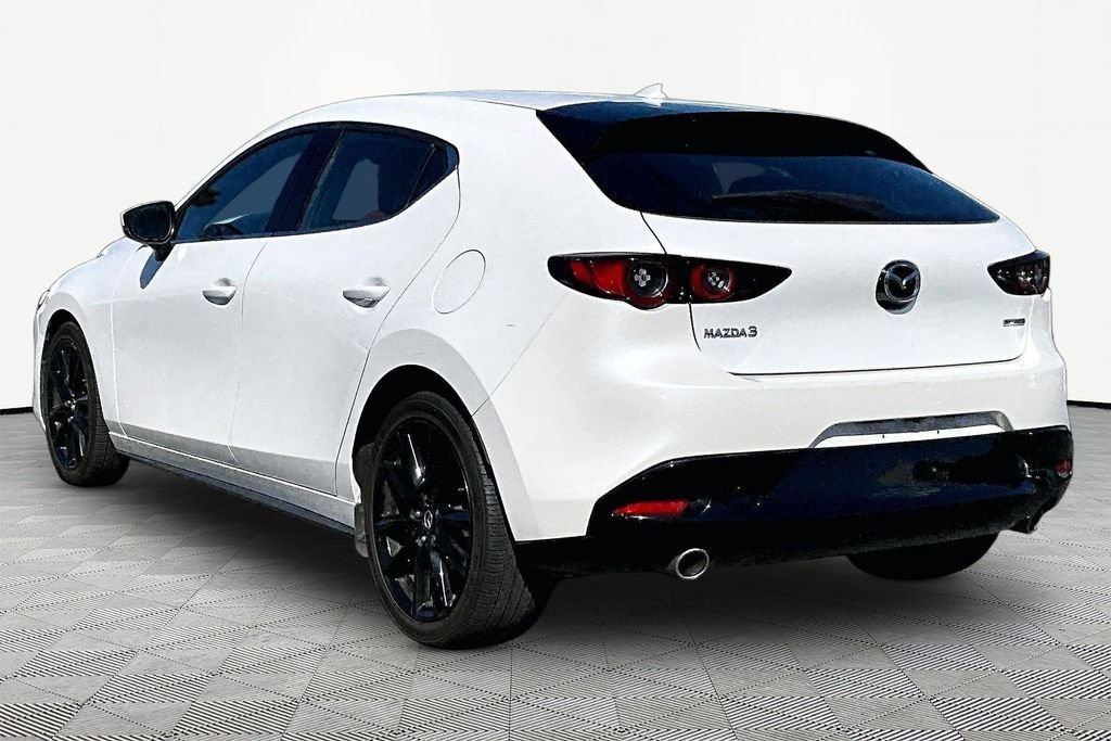 Used 2019 MAZDA MAZDA3 Hatchback w/ Premium Package FWD image 6