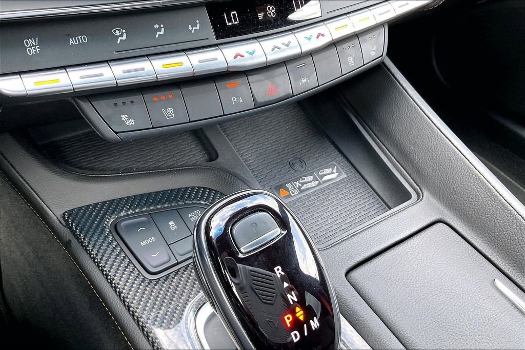 Used 2023 Cadillac CT5 V w/ Premium Package RWD image 25