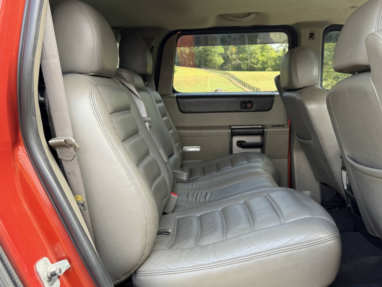 Used 2004 HUMMER H2 w/ Preferred Equipment Group AWD/4WD image 64