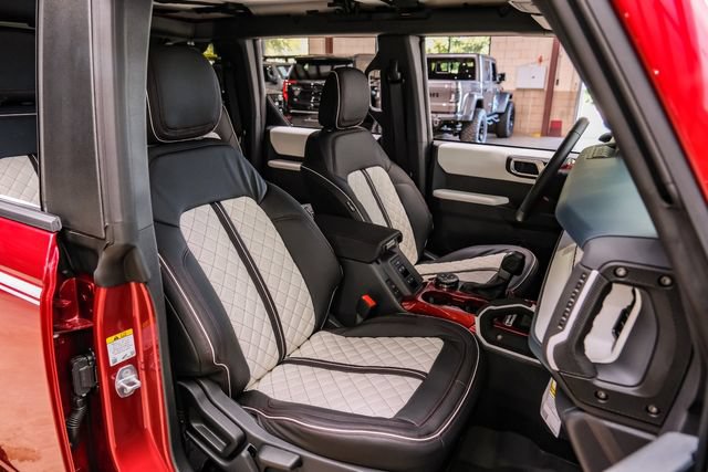 Used 2025 Ford Bronco Heritage Edition AWD/4WD image 67