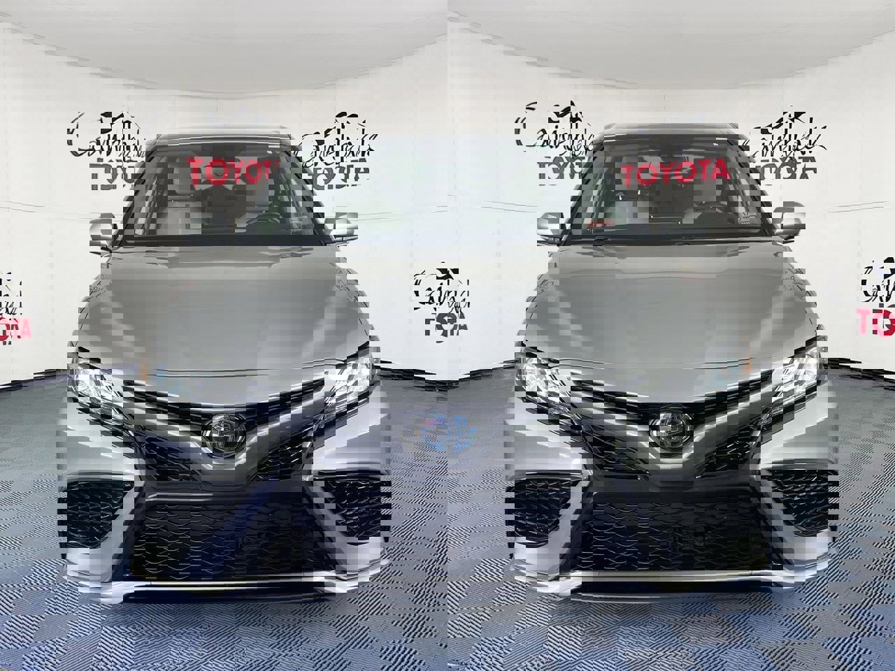 Used 2024 Toyota Camry XSE image 2