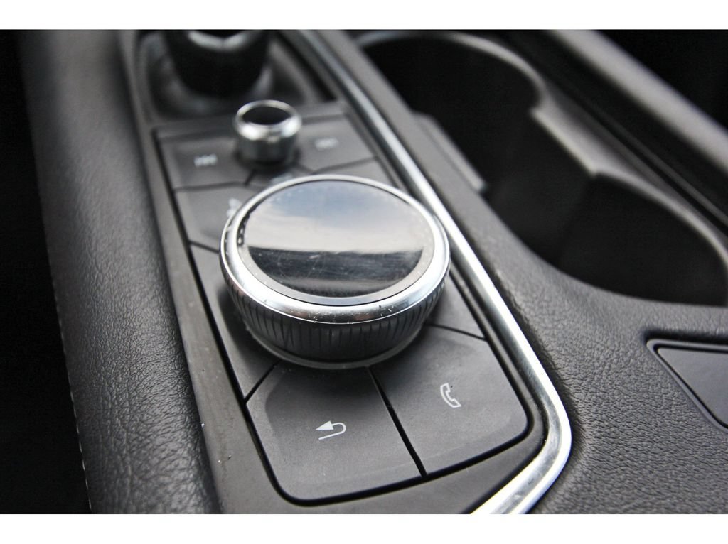 Used 2023 Cadillac XT5 Premium Luxury FWD image 26