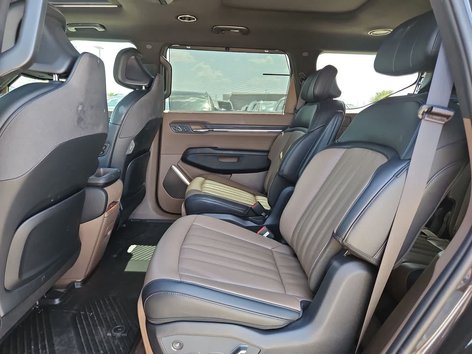 Certified 2024 Kia EV9 GT-Line AWD/4WD image 19