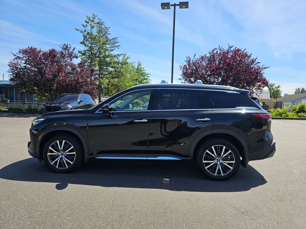 Used 2023 INFINITI QX60 Sensory w/ Vision Package AWD/4WD image 4