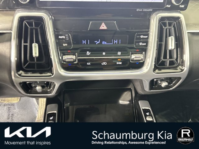 Used 2023 Kia Sorento SX FWD image 9