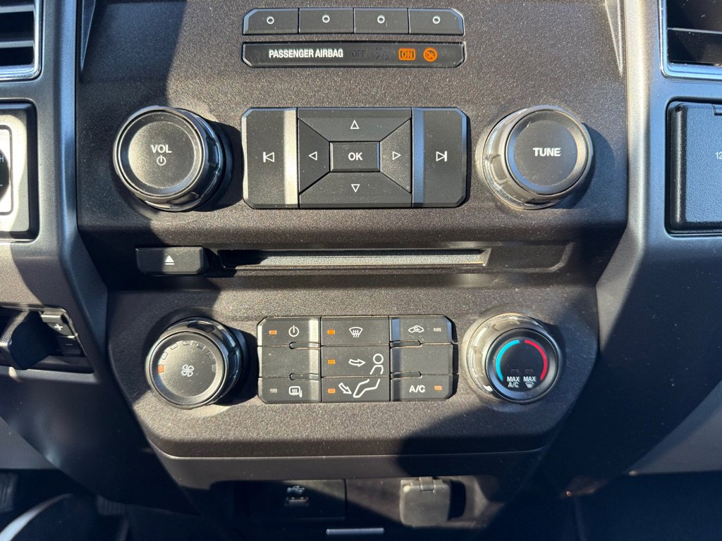 Used 2017 Ford F250 XLT w/ XLT Value Package AWD/4WD image 30