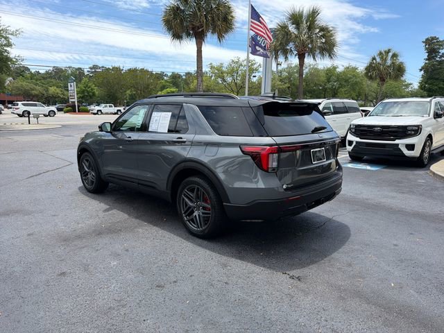 Used 2025 Ford Explorer ST-Line w/ Premium Package AWD/4WD image 6