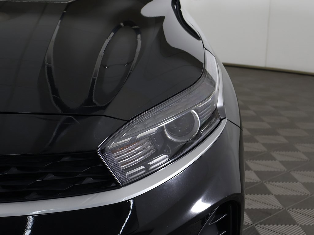 Used 2024 Kia Forte LXS image 12