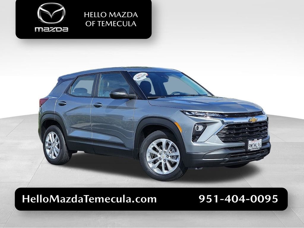 Used 2024 Chevrolet TrailBlazer LS image 1