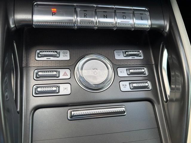 Certified 2024 Lincoln Nautilus Premier AWD/4WD image 21