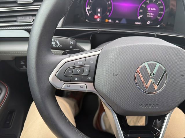 Certified 2024 Volkswagen Atlas Peak Edition SEL image 17