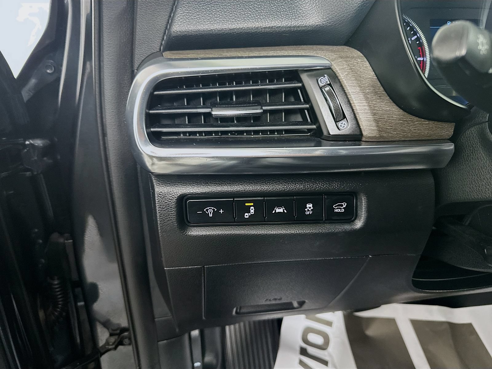 Used 2022 Kia Telluride EX w/ EX Premium Package AWD/4WD image 10