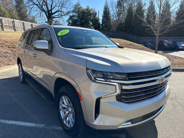 Used 2023 Chevrolet Suburban LT w/ Luxury Package