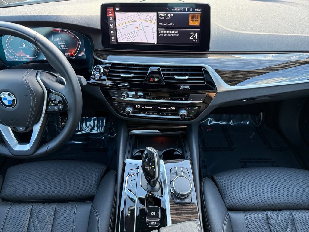 Certified 2023 BMW 530i xDrive w/ Convenience Package AWD/4WD image 11