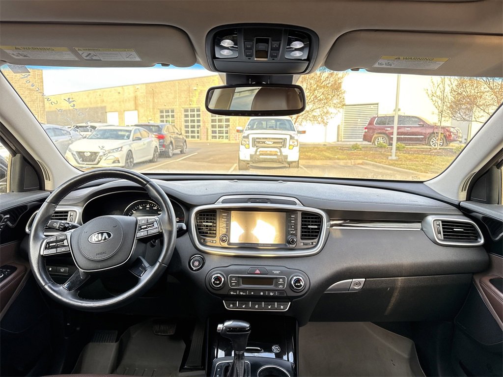 Used 2019 Kia Sorento SX w/ SX Touring Package image 15