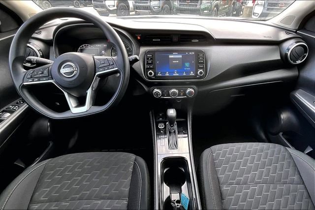 Certified 2024 Nissan Kicks SV w/ Interior Electronics Package image 7