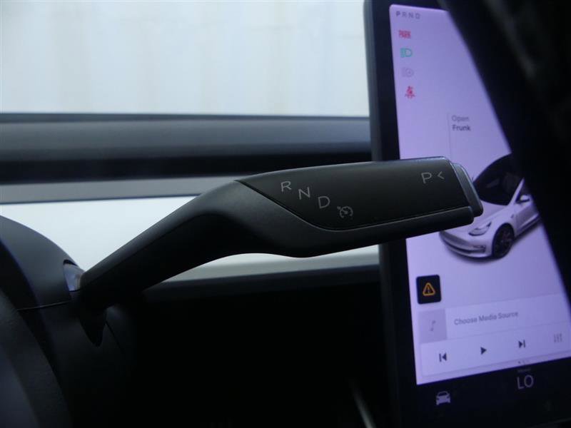Used 2020 Tesla Model 3 Performance image 20