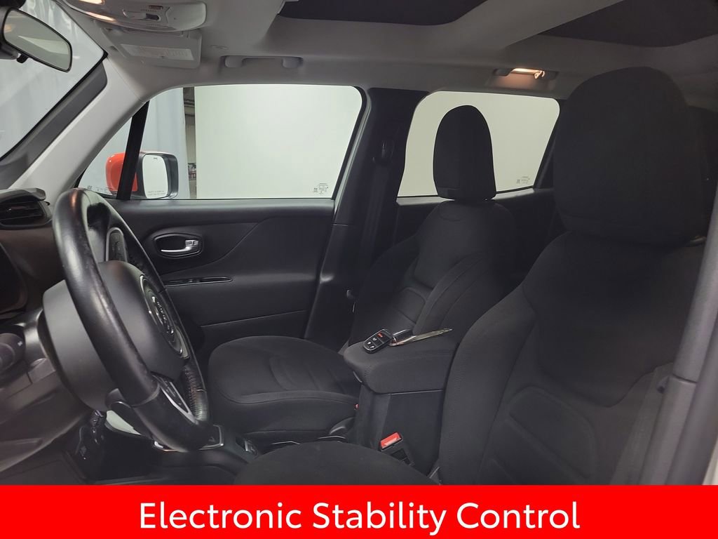 Used 2020 Jeep Renegade Latitude image 12