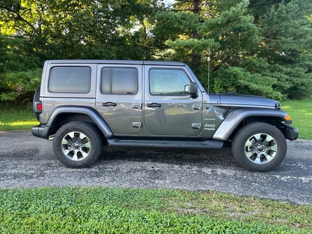 Certified 2022 Jeep Wrangler Unlimited Sahara AWD/4WD image 2