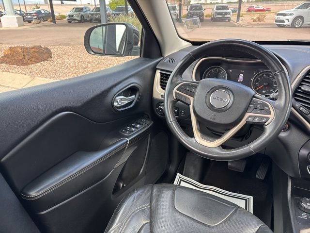 Used 2015 Jeep Cherokee Limited w/ Luxury Group AWD/4WD image 29