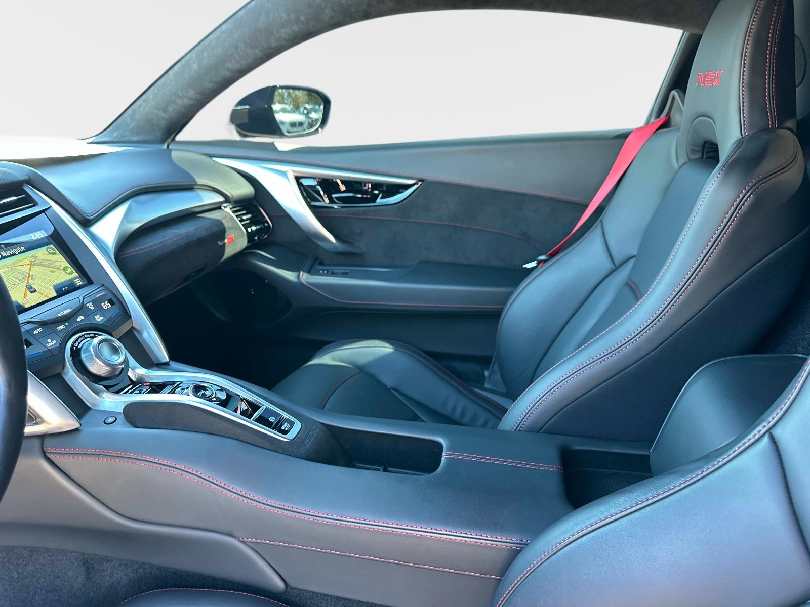 Used 2022 Acura NSX Type S image 22