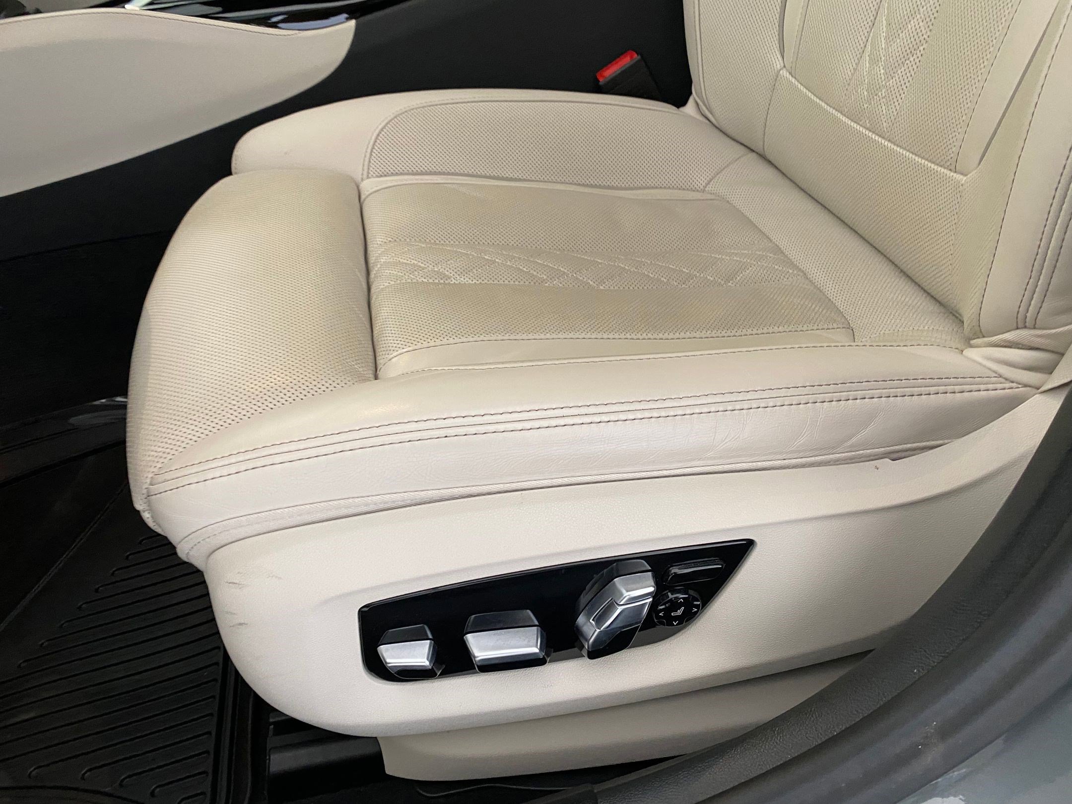 Certified 2023 BMW 530e xDrive w/ M Sport Package image 12