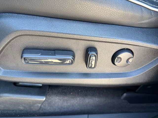 Used 2025 Honda Pilot Elite image 4