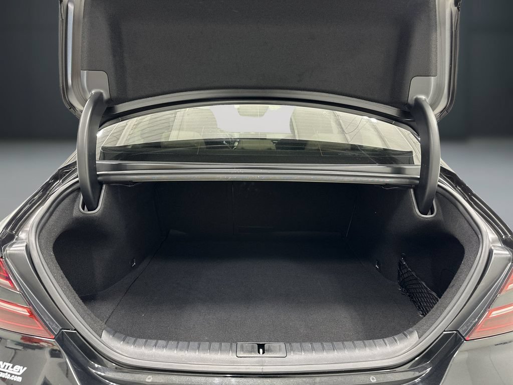 Certified 2022 Genesis G70 2.0T w/ Sport Advanced Package RWD image 13