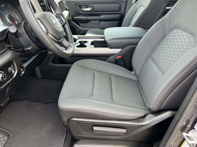 New 2026 RAM 1500 Express AWD/4WD image 22