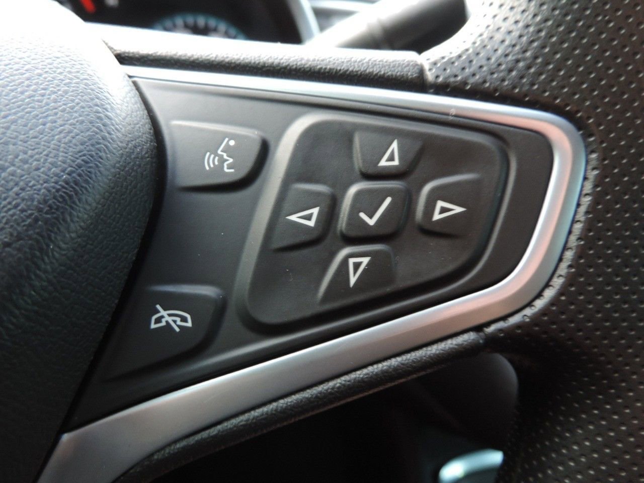 Used 2022 Chevrolet Malibu LT image 28