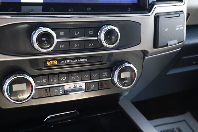 Used 2022 Ford F350 Platinum image 3