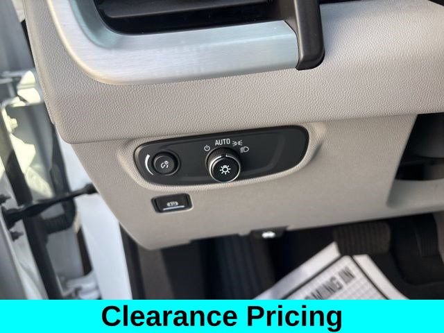 Used 2023 GMC Terrain SLE w/ Driver Convenience Package AWD/4WD image 19
