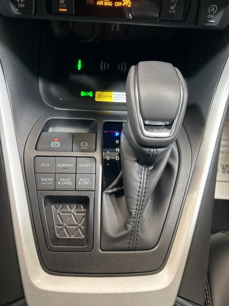 Used 2025 Toyota RAV4 XLE Premium w/ Weather Package image 31