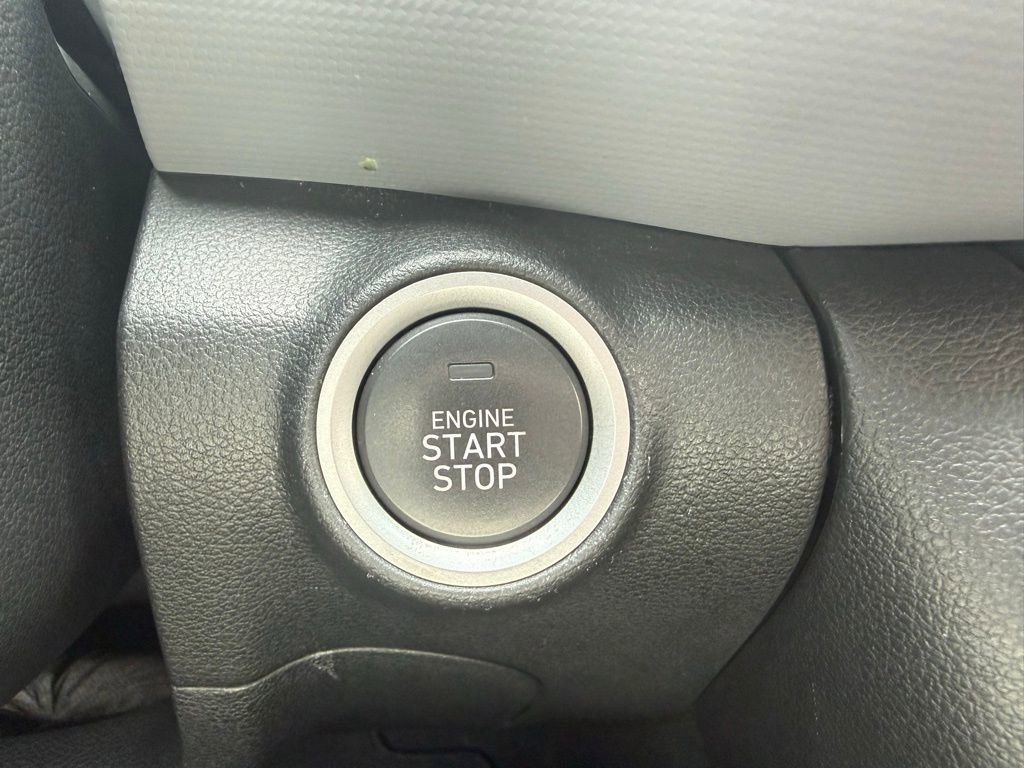 Used 2018 Hyundai Kona SEL w/ SEL Tech Package 02 image 11