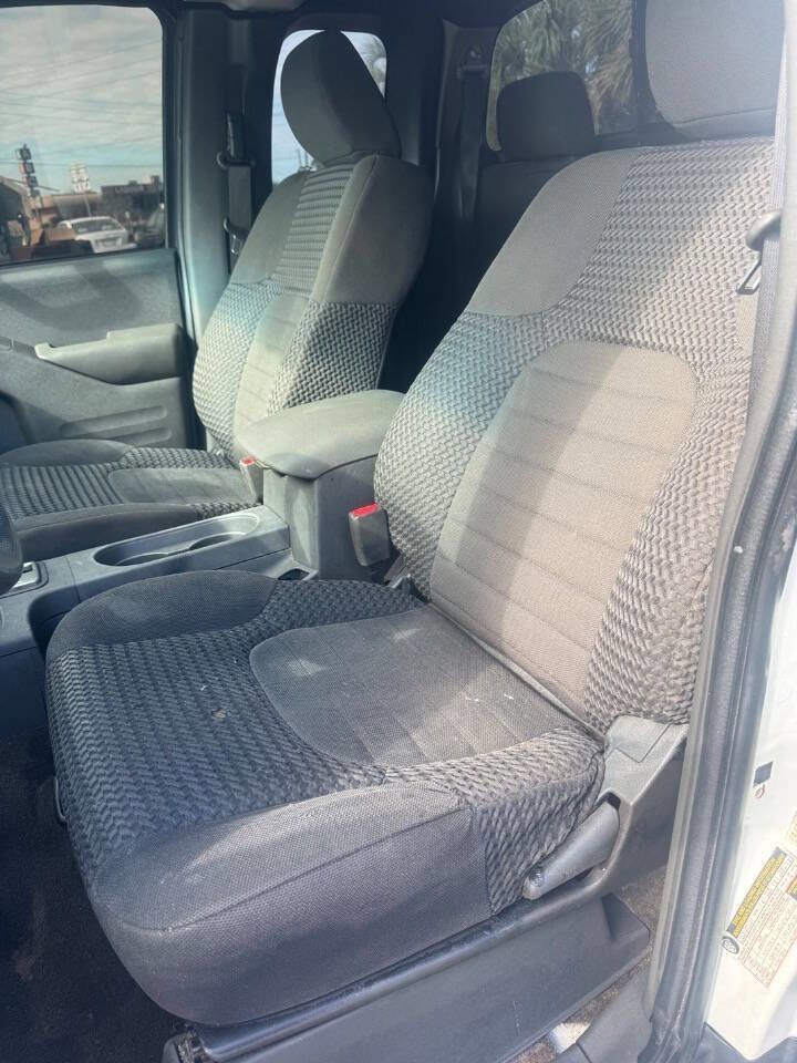 Used 2018 Nissan Frontier SV RWD image 15
