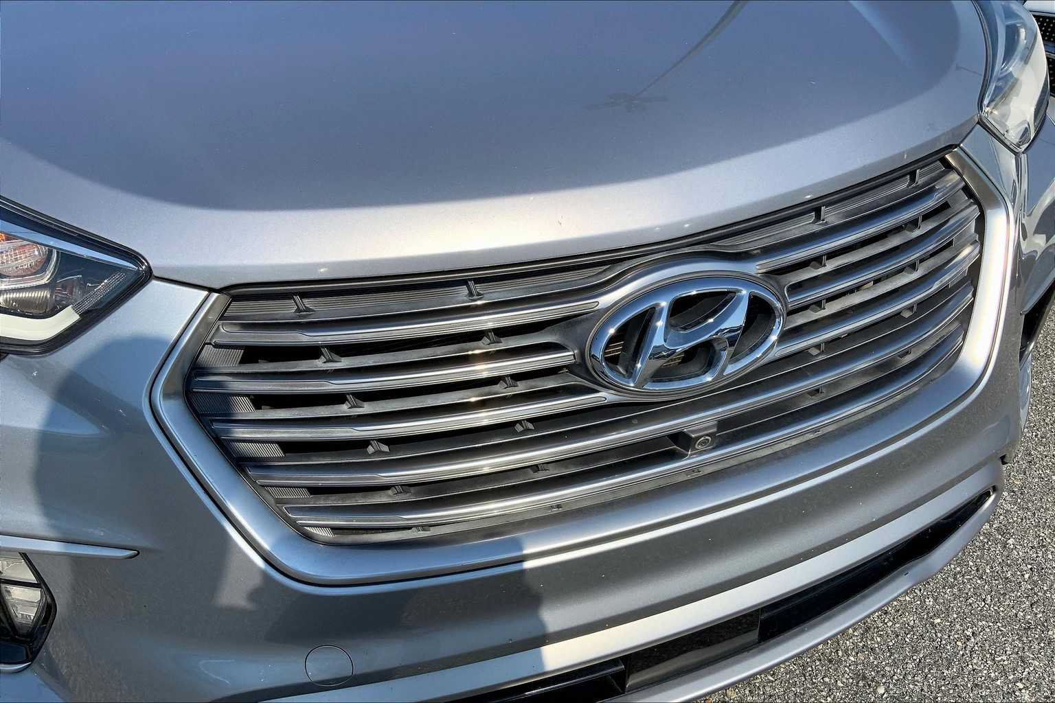 Used 2017 Hyundai Santa Fe Limited AWD/4WD image 30