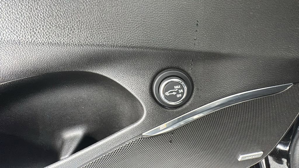 Used 2023 Buick Enclave Essence w/ Experience Buick Package image 22