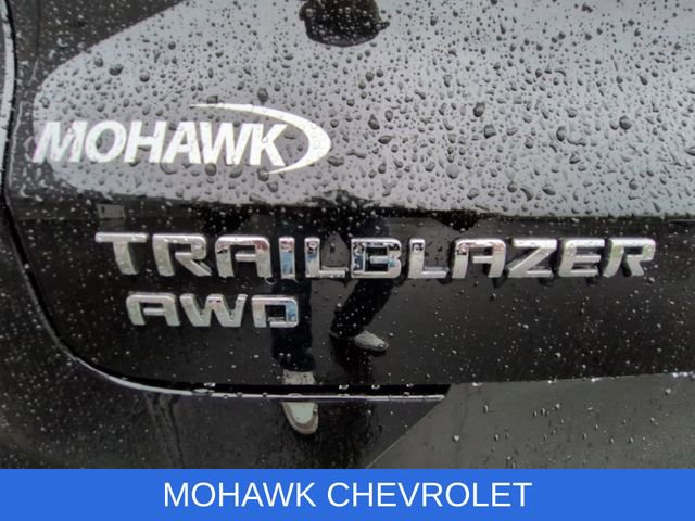 Certified 2025 Chevrolet TrailBlazer LT AWD/4WD image 30