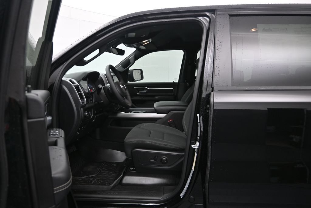 Used 2026 RAM 1500 Big Horn w/ Night Edition AWD/4WD image 20