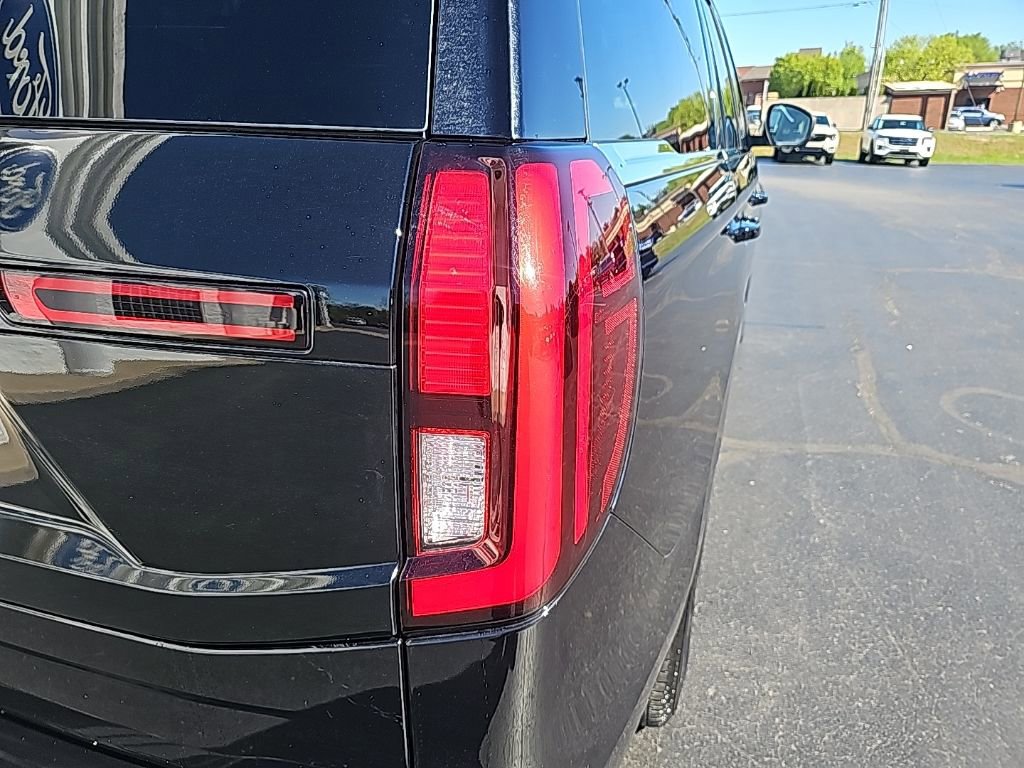 Used 2025 Ford Expedition Platinum w/ Driver's Package image 6