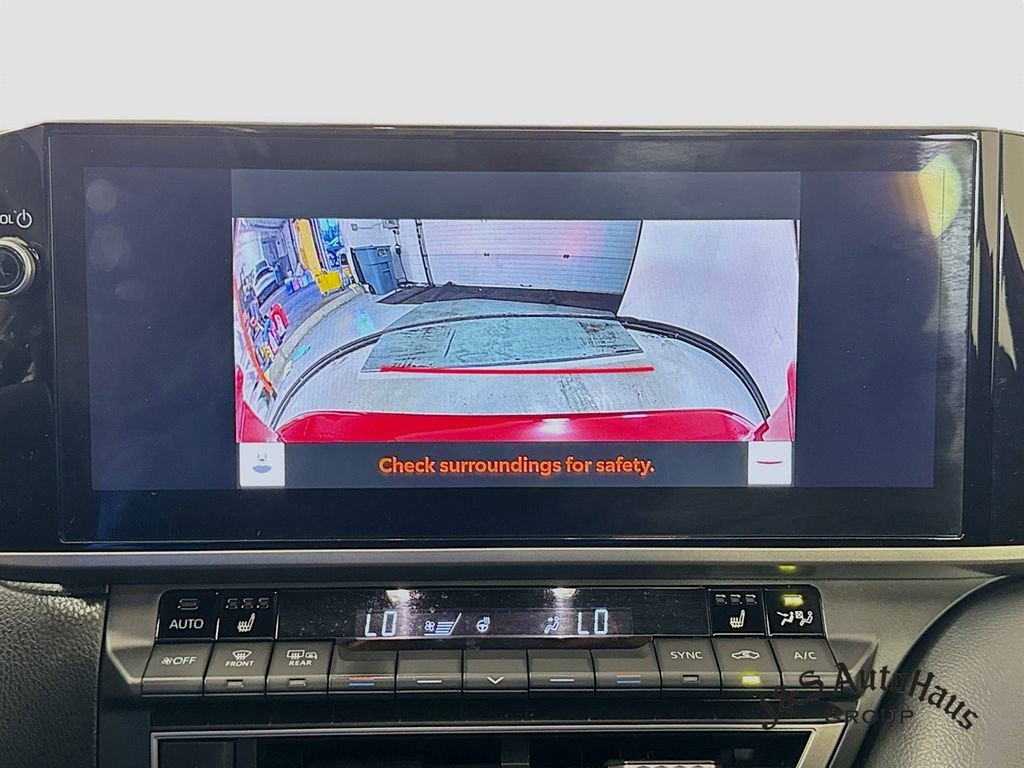 Used 2025 Toyota Camry XSE image 19