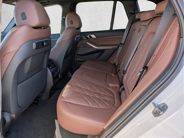 New 2026 BMW X5 xDrive50e image 17