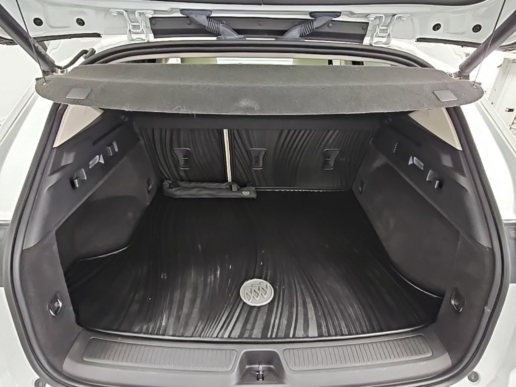 Used 2023 Buick Envision Avenir image 37