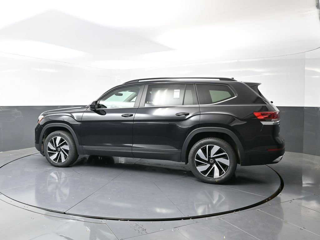 Used 2024 Volkswagen Atlas SE image 10