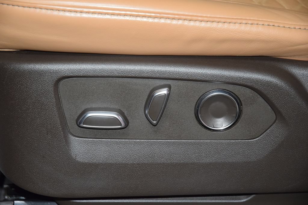 Used 2024 Cadillac Escalade Sport w/ Touring Package AWD/4WD image 44