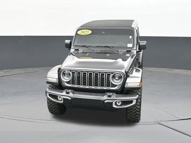 Used 2025 Jeep Wrangler Sahara image 74